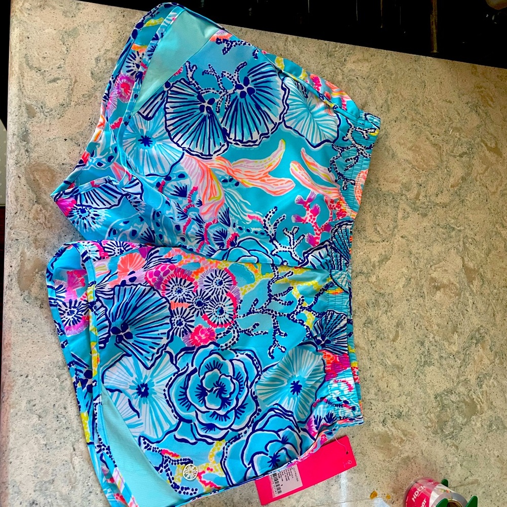 NWT Lily Pulitzer shorts size small